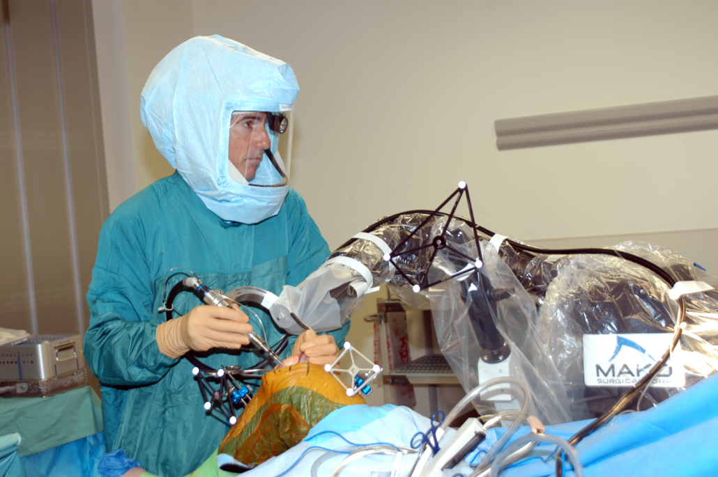 robotic-assisted-partial-knee-replacement-surgery-makoplasty-the